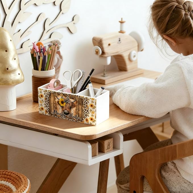 Leopard Highland Cow Wooden Pen Holder for Desk, Highland Cow Gifts for Women, Rustic Heifer Pencil Organizer Wooden Box Sign for Girls Bedroom Home Office Decoration