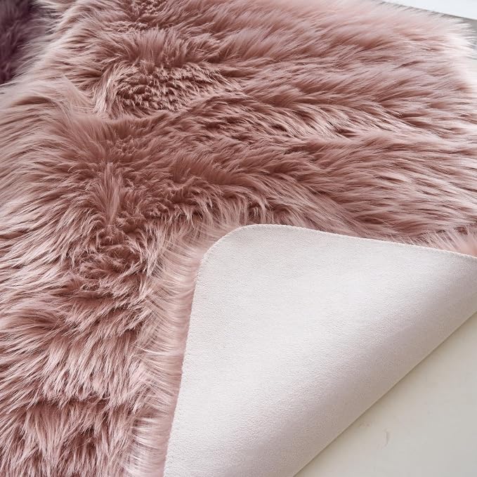 EasyJoy Faux Sheepskin Rug, Fluffy Faux Fur Rug, Ultra Soft Shag Area Rug with Non-Slip Backing for Bedroom, Living Room, Nursery, Kids Room(4 x 4 ft Round, Pink)