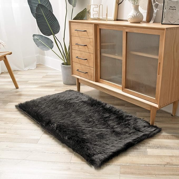 Ashler Faux Fur Rug, Fluffy Shaggy Area Rug Ultra Soft 2.2 x 4 Feet Rectangle Fur Rug, Black Fuzzy Rug Machine Washable Shag Rug, Nursery Decor Throw Rugs for Bedroom, Kids Room, Living Room