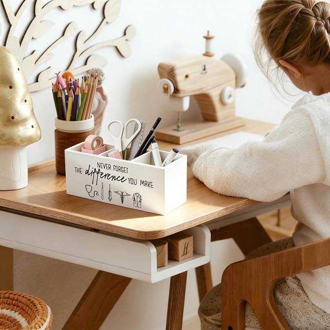 Motivational Doctor Nurse Wooden Pen Holder for Desk, Never Forget the Difference You Make Inspirational Pencil Organizer Wooden Box Sign for Medical Nursing Office Home Decoration
