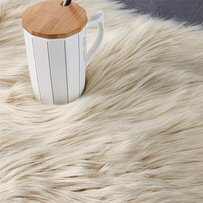 EasyJoy Faux Sheepskin Rug, Fluffy Faux Fur Rug, Ultra Soft Shag Area Rug with Non-Slip Backing for Bedroom, Living Room, Nursery, Kids Room(4 x 4 ft Round, Beige)
