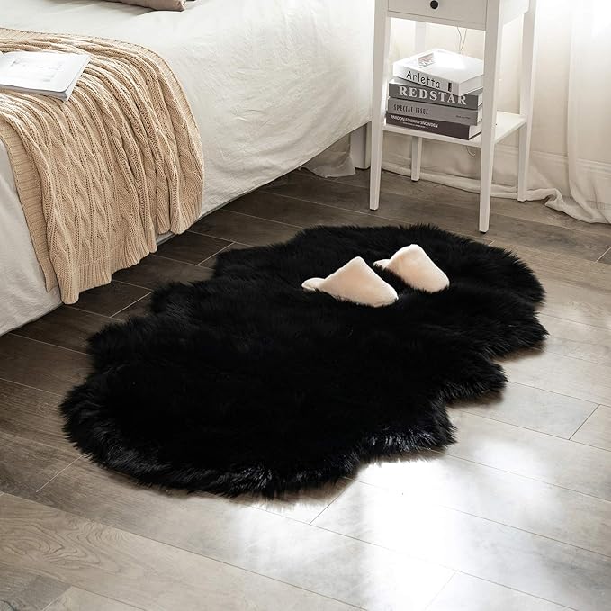MIULEE Luxury Super Soft Fluffy Area Rug Faux Fur Sheepskin Rug Decorative Plush Shaggy Carpet for Bedside Sofa Floor Halloween 3 x 5 Feet, Black
