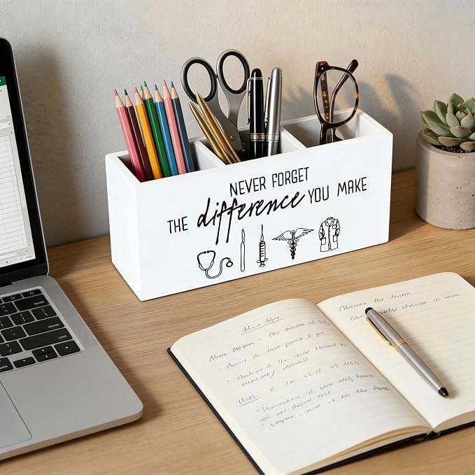 Motivational Doctor Nurse Wooden Pen Holder for Desk, Never Forget the Difference You Make Inspirational Pencil Organizer Wooden Box Sign for Medical Nursing Office Home Decoration