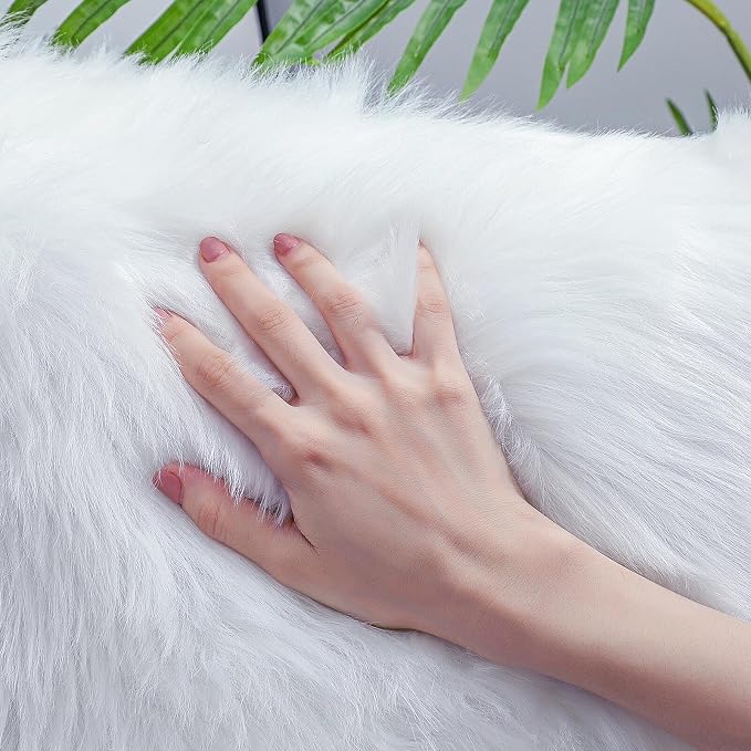 linmopm Faux Fur Rug White Sheepskin Shag 6x9 ft Rectangle | Fluffy Fuzzy, High-Density Cushion, For Bedroom Bedside Living Room, Plush Carpet, Sofa Cover