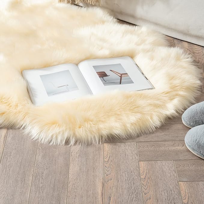 MIULEE Luxury Super Soft Fluffy Area Rug Faux Fur Sheepskin Rug Decorative Plush Shaggy Carpet for Bedside Sofa Floor 3 x 5 Feet, Light Yellow
