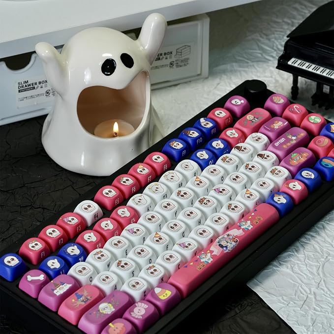 Cute Ghost Keycaps,MOA Profile Side Printed Custom Keycaps Halloween-Themed Key Caps PBT Dye-Sublimation 133 Keys Full Size Keycap Set for Cherry MX Switches Mechanical Gaming Keyboard