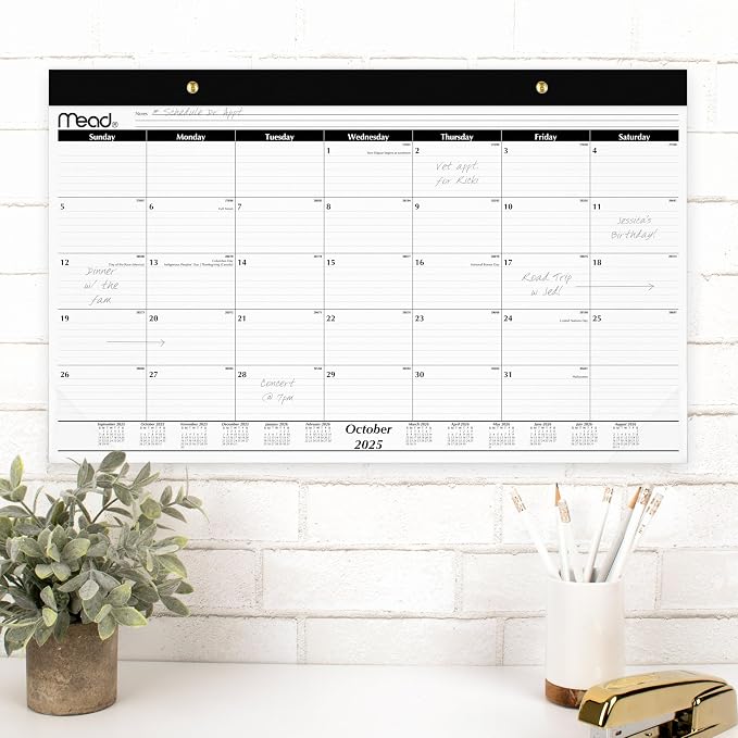 Mead 2026 Desk Calendar, Desk Pad, Monthly, 15-Month, 17-3/4" x 11", Compact, Basic (CRM8200526)