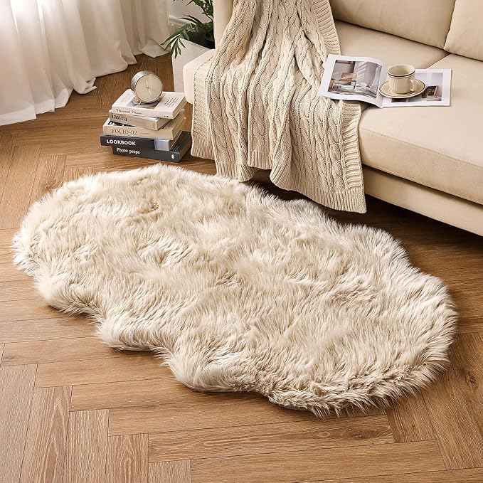 MIULEE Luxury Soft Fluffy Area Rug 3x5 Feet, Faux Fur Sheepskin Rug Decorative Plush Shaggy Carpet for Bedside Sofa Floor, Beige