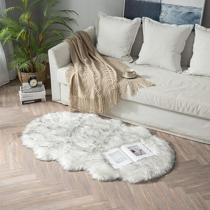 MIULEE Luxury Super Soft Fluffy Area Rug Faux Fur Sheepskin Rug Decorative Plush Shaggy Carpet for Bedside Sofa Floor 3 x 5 Feet, Gradient Grey