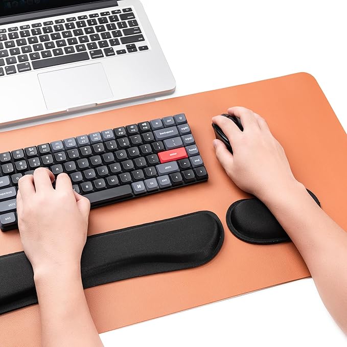 Hoewina Keyboard Wrist Rest,Ergonomic Wrist Rest,Superfine Fabric and Gel Memory Foam Wrist Pad for Computer Keyboard for Easy Typing & Pain Relief, Suitable for Office, Family, Outdoor, Gray