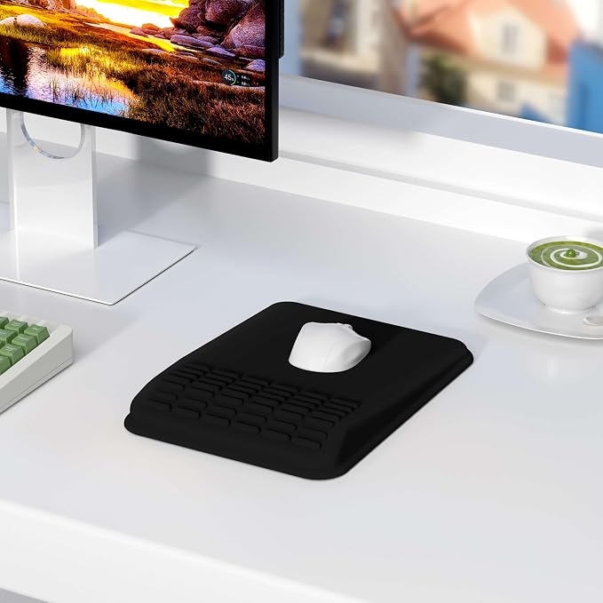 MEKASS Mouse Pad with Wrist Rest, Ergonomic Slope Mousepad for Carpal Tunnel Pain Relief, Memory Foam Desk Computer Wrist Support Mouse Pad with for Office Home (Purple)