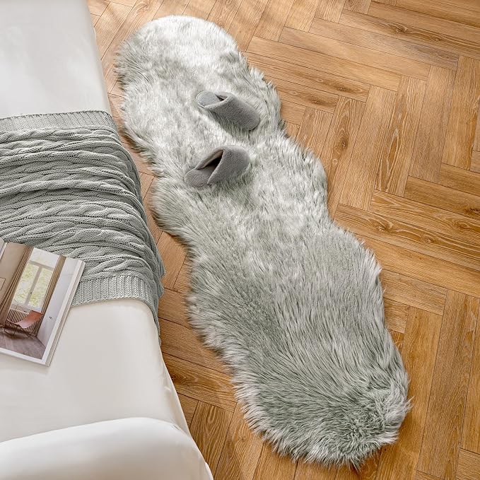 MIULEE Luxury Super Soft Fluffy Area Rug Faux Fur Sheepskin Rug Decorative Plush Shaggy Carpet for Bedside Sofa Floor 2 x 6 Feet, Light Grey