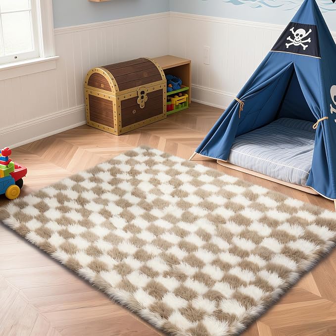 Checkered Rug for Bedroom, 4x6 Beige and White Area Rugs, Classic Checkered Carpets Shag Area Rug, Bedside Rugs for Living Room Bedroom Room Home Decor