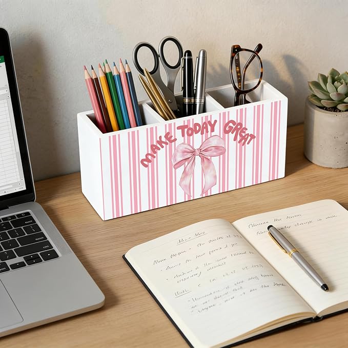 Coquette Pink Bow Motivational Wooden Pen Holder for Desk, Preppy Desk Decor, Make Today Great Girly Pink Striped Pencil Organizer Wooden Box Sign for Girls Bedroom Dorm Decoration
