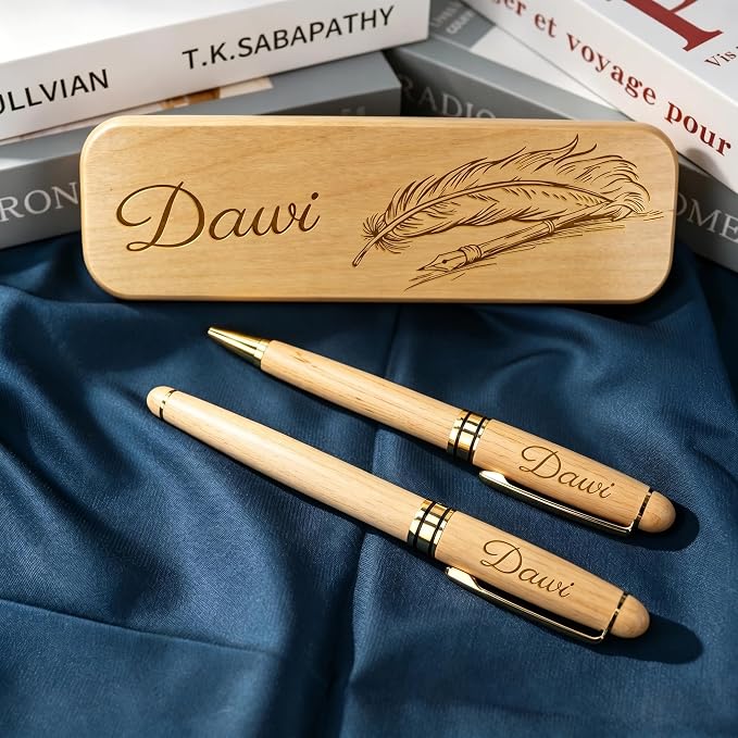 Personalized Engraved Ballpoint Pen & Wooden Gift Case Set - Business Wood Pens Gifts for Boss, Doctors, Teachers, Students, Ideal for Graduation, Promotion, Birthday (Maple)