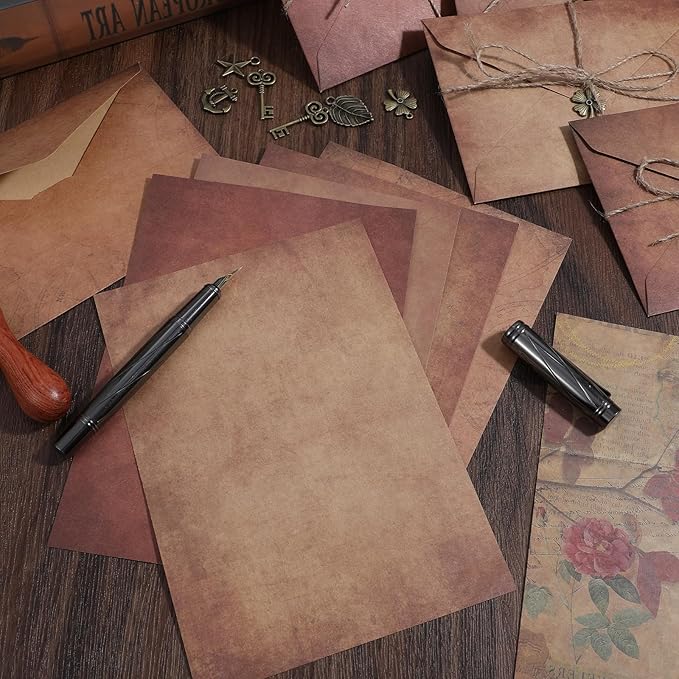 50pcs Stationary Letter And Envelopes Vintage Stationery Paper and Envelopes Set Letter Paper And Envelop Set Aged Papers Stationery Antique Letters Papers for Writing Letters Valentine's Day