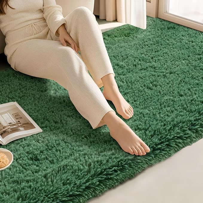Zentavio Runner Rugs for Hallway 2x6 Shag Soft Bedroom Bedside Rugs Non Slip Fluffy Carpet for Kids Girls Boys Home Decor Aesthetic Dorm Nursery Emerald Green