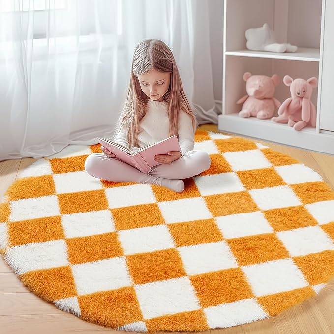 KICMOR Round Rugs 5ft Orange and Cream White Circle Area Rug, Fluffy Soft Fuzzy Shag Shaggy Bedroom Living Room Carpet, Indoor Checkered Circular Rug for Kid Boys Girls Home Decor Aesthetic, Nursery