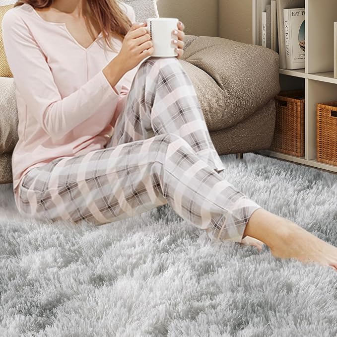 Mugorn Small Soft Shag Rugs for Bedroom, 4x6 Fluffy Area Rugs for Living Room