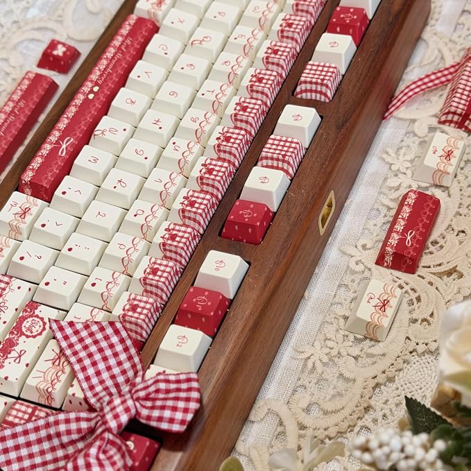 Raspberry Mousse Theme Keycaps 140 Keys, PBT Keycap Cherry Profile, Dye-Sub Cute Red Key Caps Set 60% 75% 96% 100%, Custom Keyboard Keycaps MX Switch Mechanical Keyboard (Only Keycap)