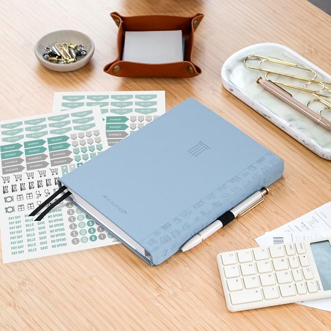 AT-A-GLANCE Budget Planner, Undated Bill Organizer, Weekly & Monthly Expense and Savings Tracker, 5-3/4" x 8-1/4", Foundation, Blue (FDB-200)